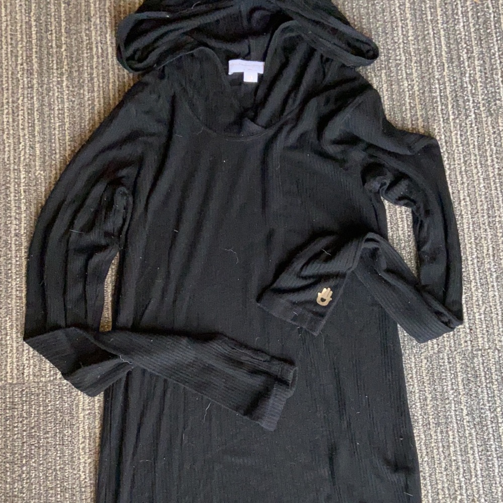 Black Hoodie Small Hamsa love soft workout gear